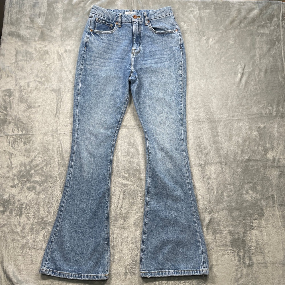 Forever 21‎ Womens Blue Denim High Rise Curved Flare Distressed Jeans Size 27